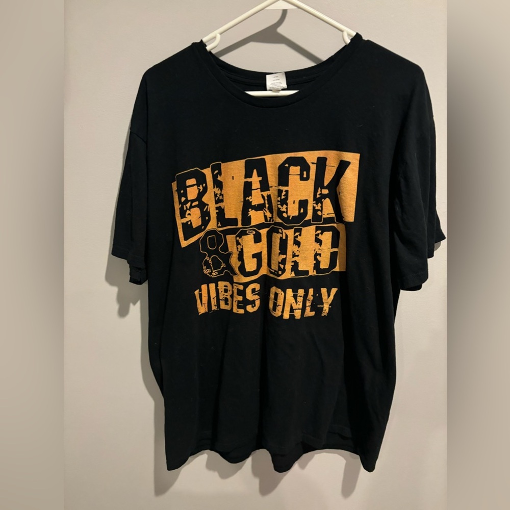 Black T-shirt